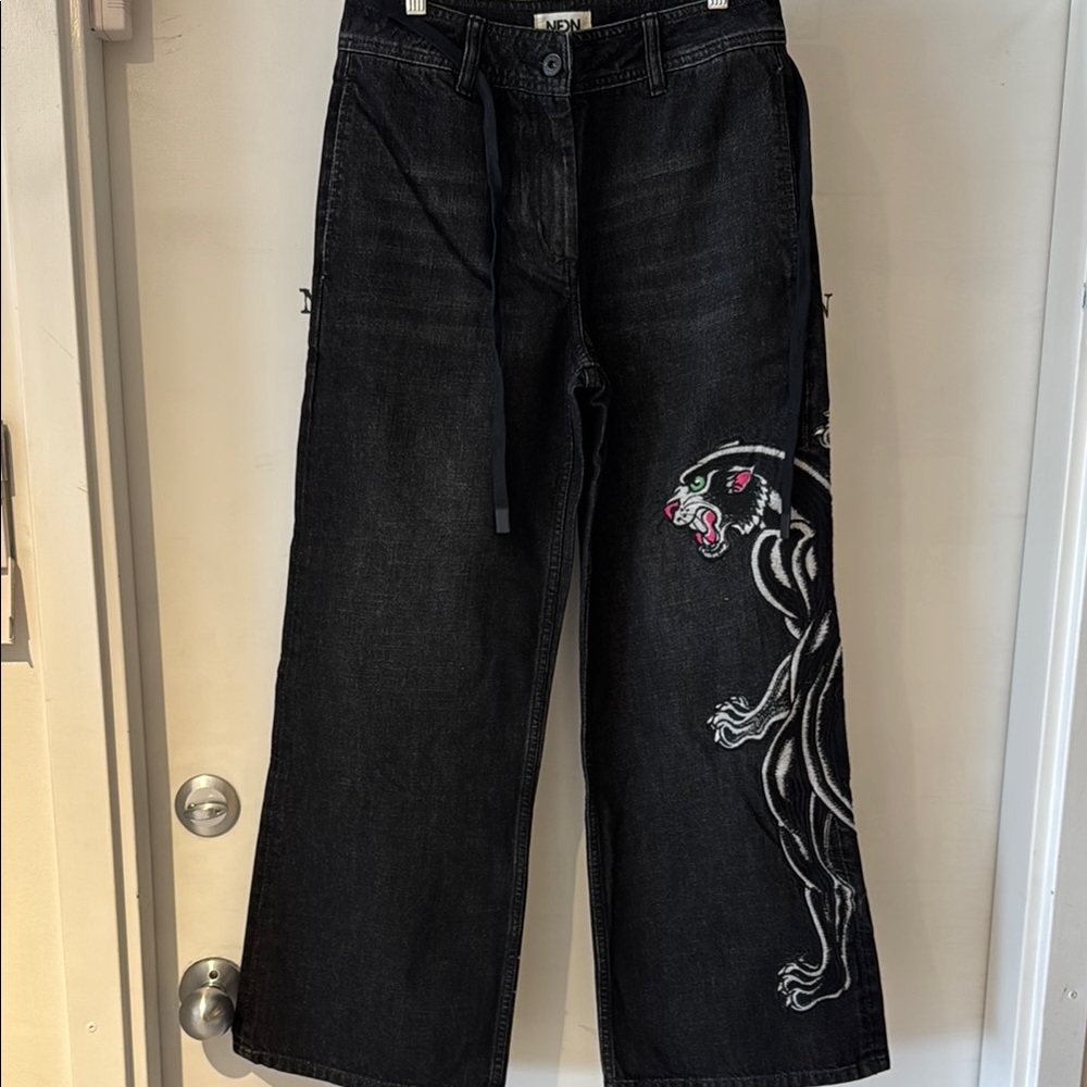 Black Panther Embroidered Women Jeans